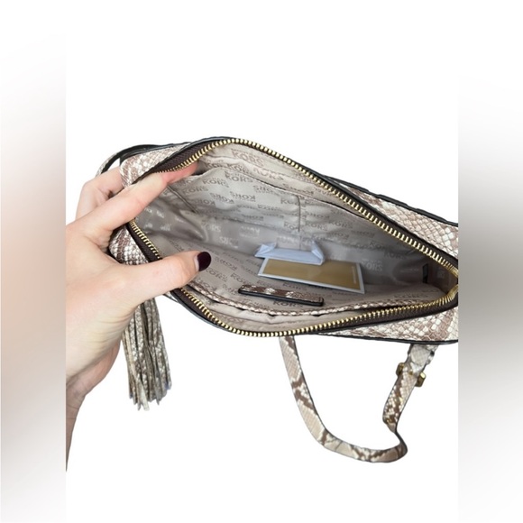 MICHAEL KORS Mini Grommets Crossbody - Picture 13 of 16